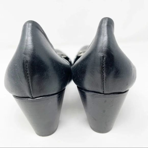 AGL Attilio Giusti Leombruni EU 39 US 9 Black Leather Cap Toe Pumps - Picture 8 of 12